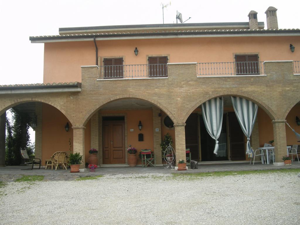 Bed And Breakfast San Martino Castignano Exterior foto