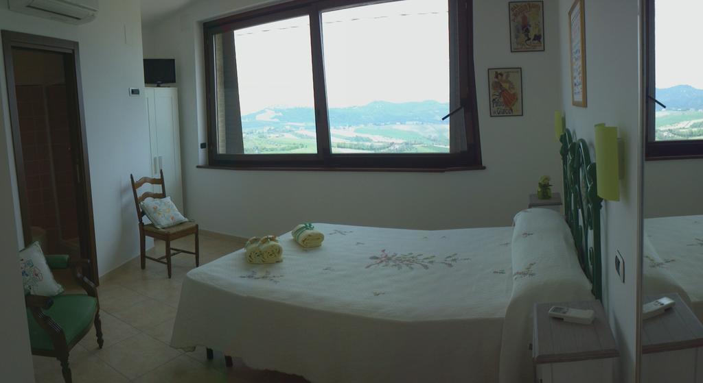 Bed And Breakfast San Martino Castignano Cameră foto